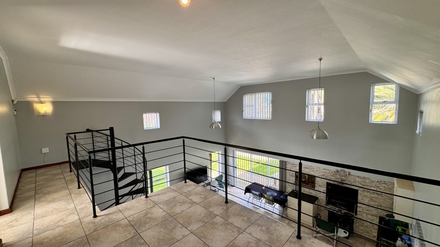 To Let 3 Bedroom Property for Rent in Kommetjie Western Cape